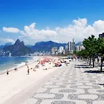 Clh Suites Domingos Ferreira
